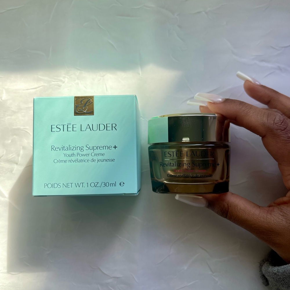 Estée Lauder Revitalizing Supreme plus cream